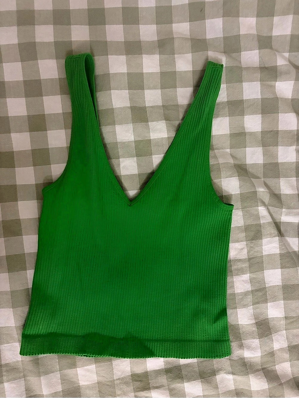 Nipikiki Green Knit V-Neck Tank Top Like New